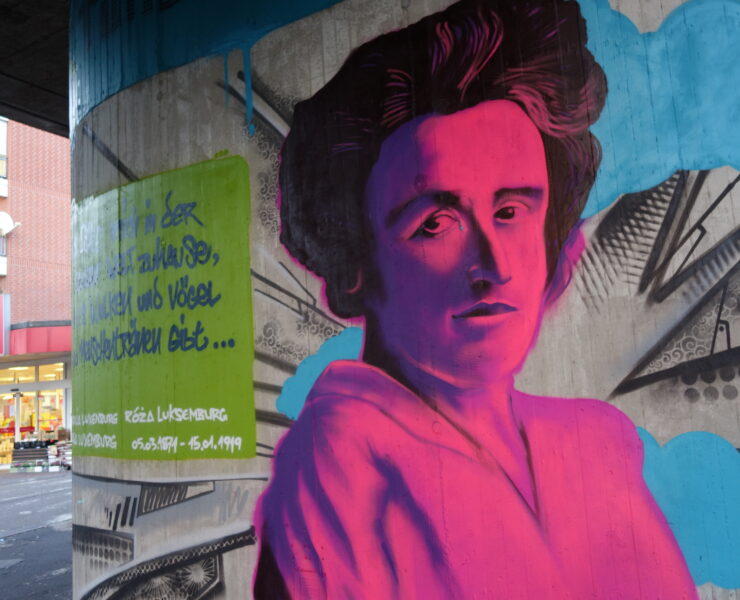 Graffito con ritratto di Rosa Luxemburg